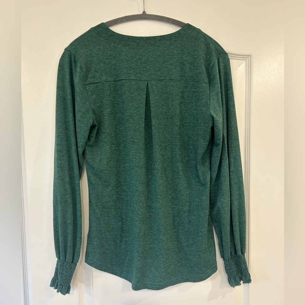 EUC Romanstii Women's V-Neck T-Shirts Loose Puff Long Sleeve Tunic Top - Picture 4 of 5